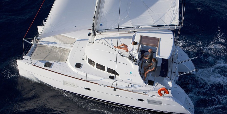 Lagoon 380 S2