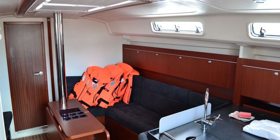 Hanse 415