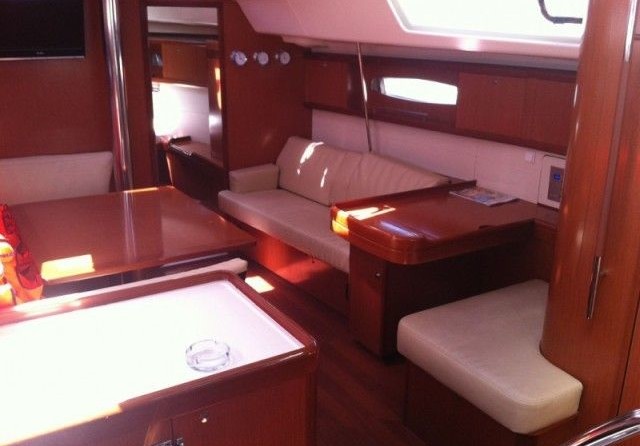 Beneteau Oceanis 46