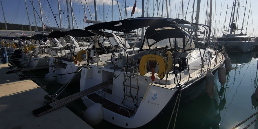 Beneteau Oceanis 46