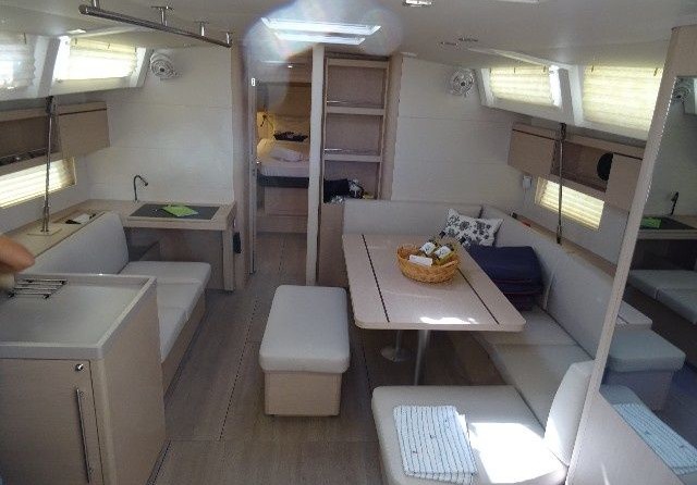 Beneteau Oceanis 46