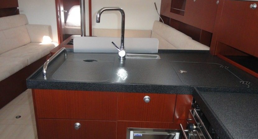 Hanse 385
