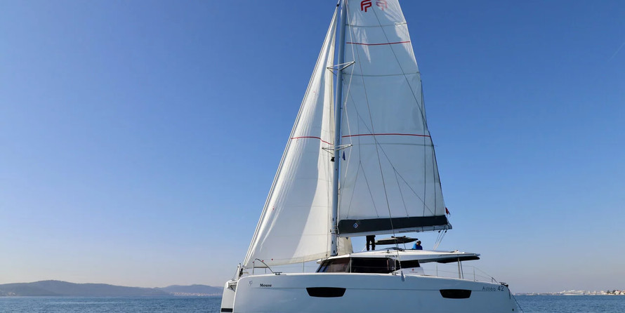 Fountaine Pajot Astrea 42