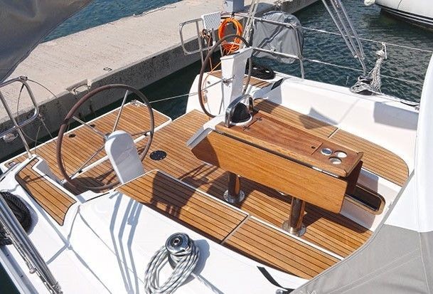 Bavaria CRUISER 34