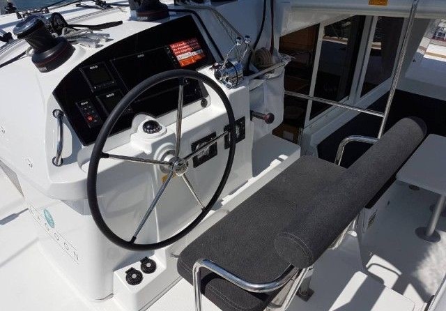 Lagoon 400 S2