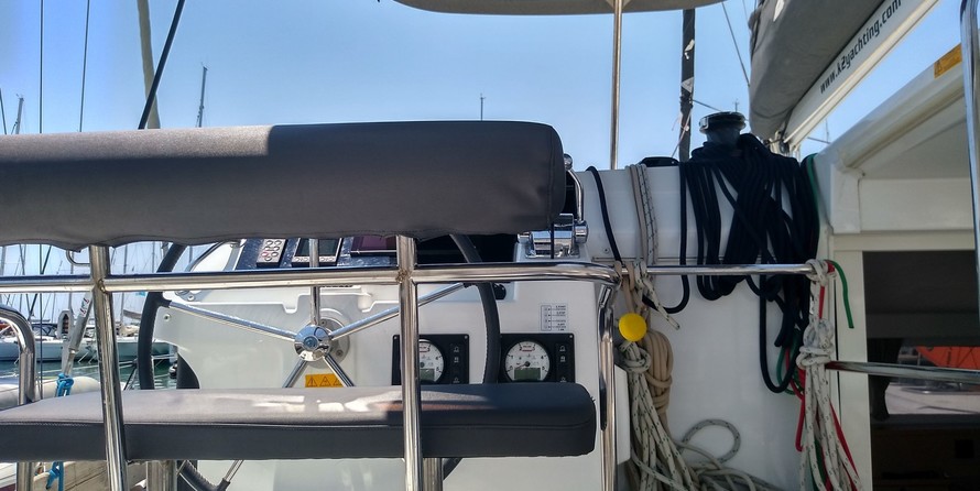 Lagoon 400 S2