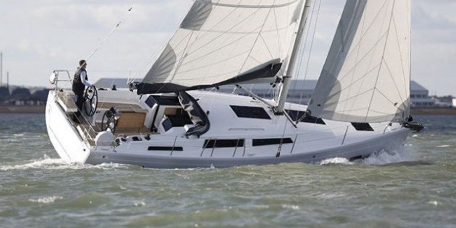 Hanse 388