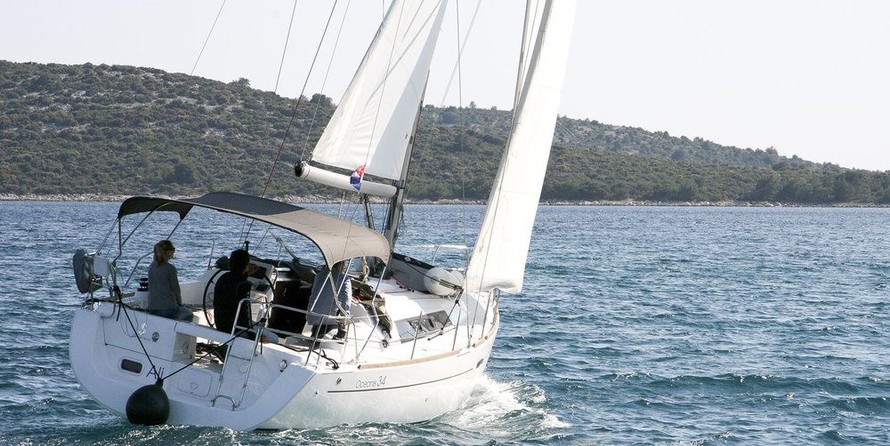 Beneteau Oceanis 34