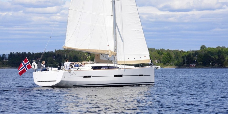 Dufour 412