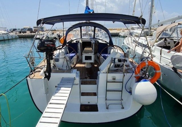 Beneteau Oceanis 43