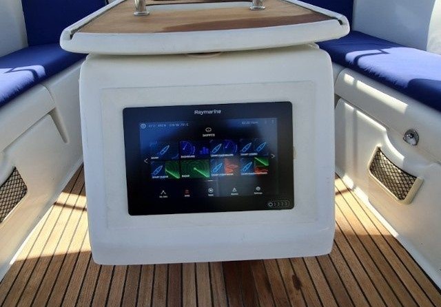 Beneteau Oceanis 43