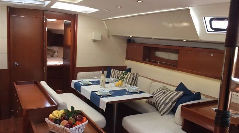 Beneteau Oceanis 50 Family