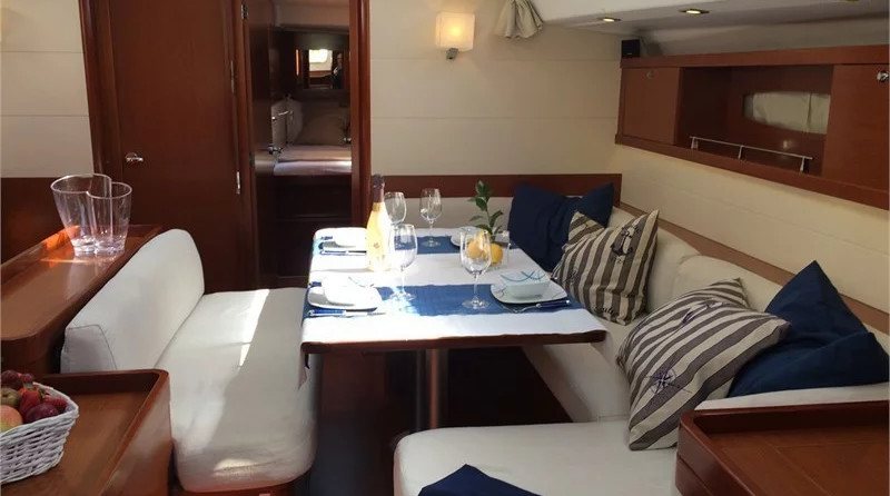 Beneteau Oceanis 50 Family
