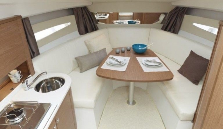 Jeanneau Leader 8