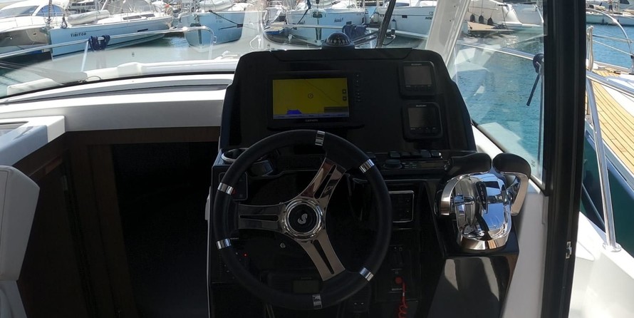 Beneteau Antares 9 OB