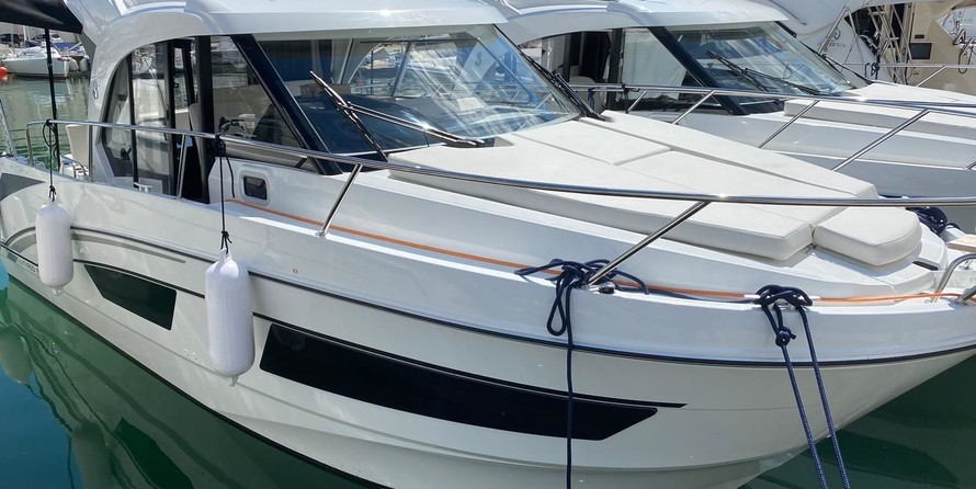 Beneteau Antares 9 OB