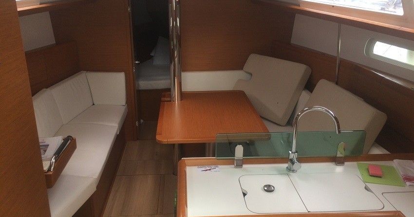Jeanneau Sun Odyssey 389