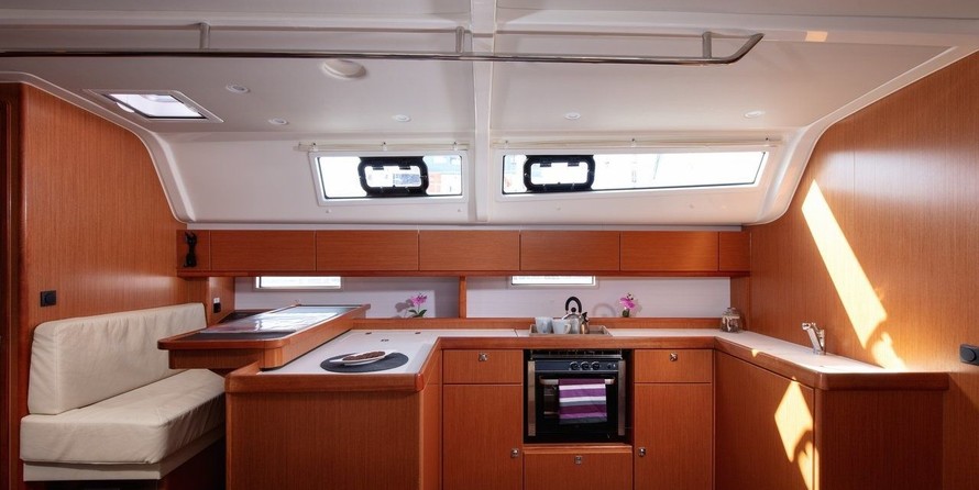 Bavaria Cruiser 51