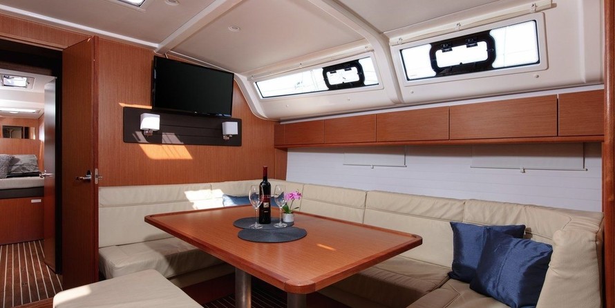 Bavaria Cruiser 51