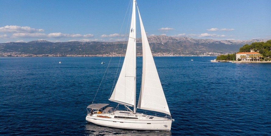 Bavaria Cruiser 51