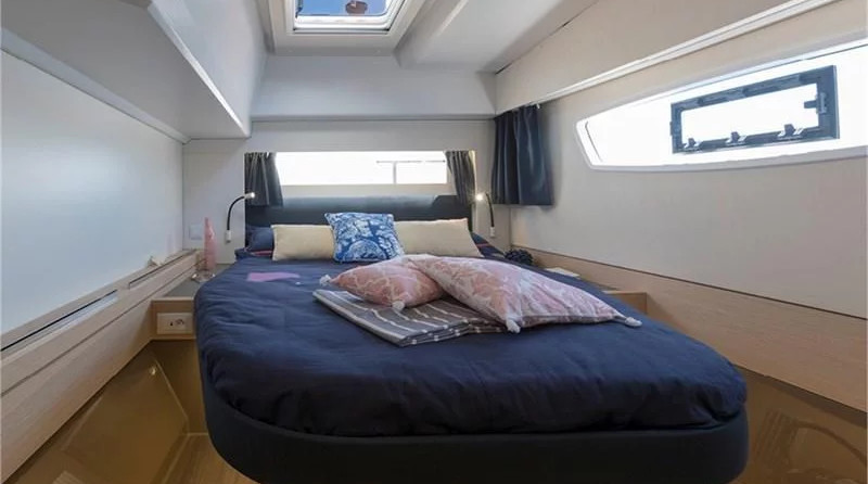 Fountaine Pajot Astrea 42