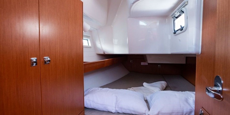 Bavaria CRUISER 34