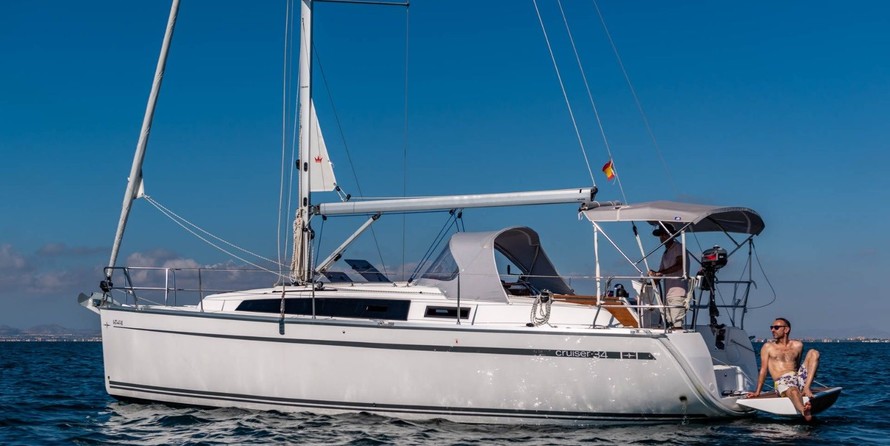 Bavaria CRUISER 34