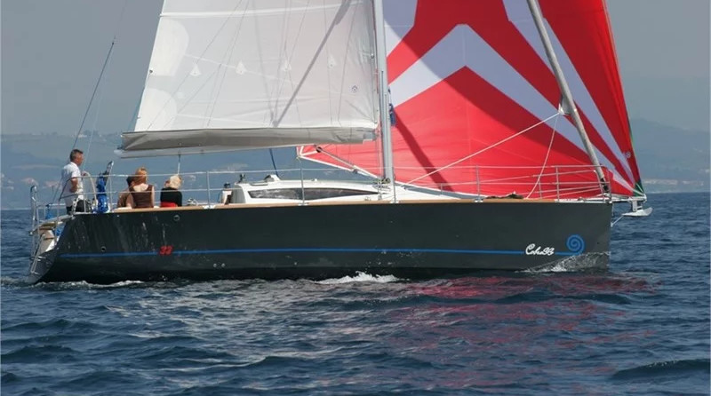 Cobra Yachts 33
