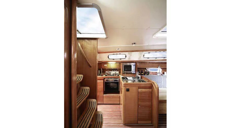 Bavaria 34 Cruiser (2Cab)
