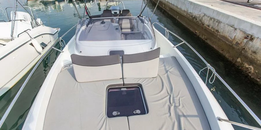 Jeanneau Cap Camarat 7.5 WA