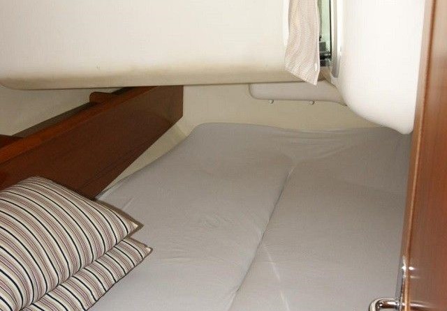 Jeanneau Sun Odyssey 43