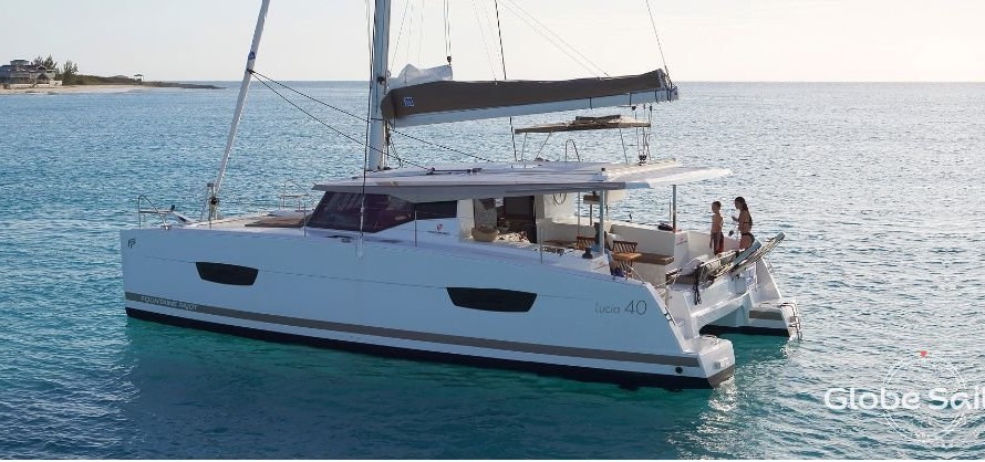 Fountaine Pajot Lucia 40