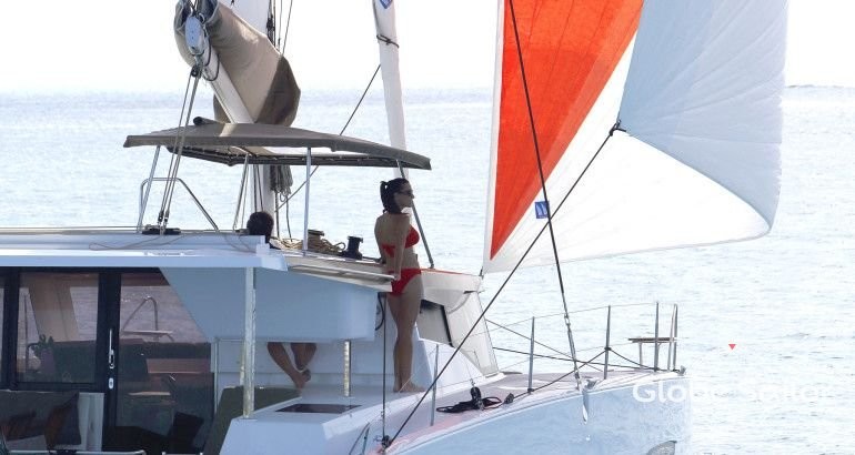 Fountaine Pajot Lucia 40