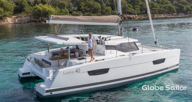 Fountaine Pajot Lucia 40