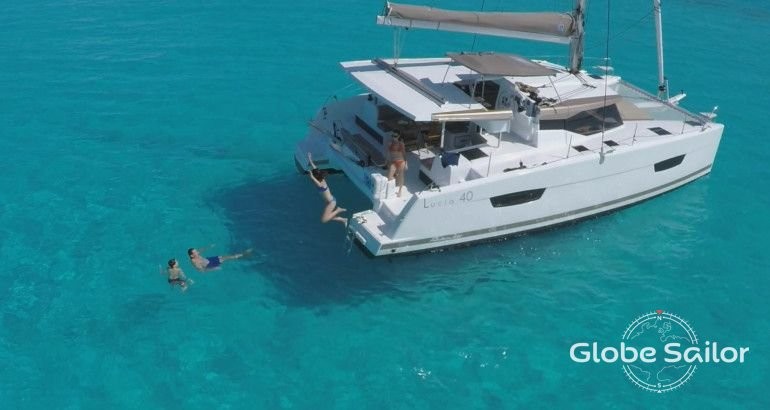 Fountaine Pajot Lucia 40