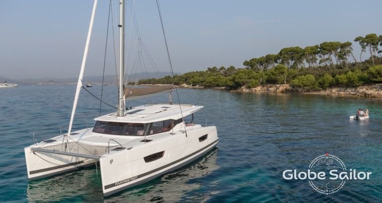 Fountaine Pajot Lucia 40