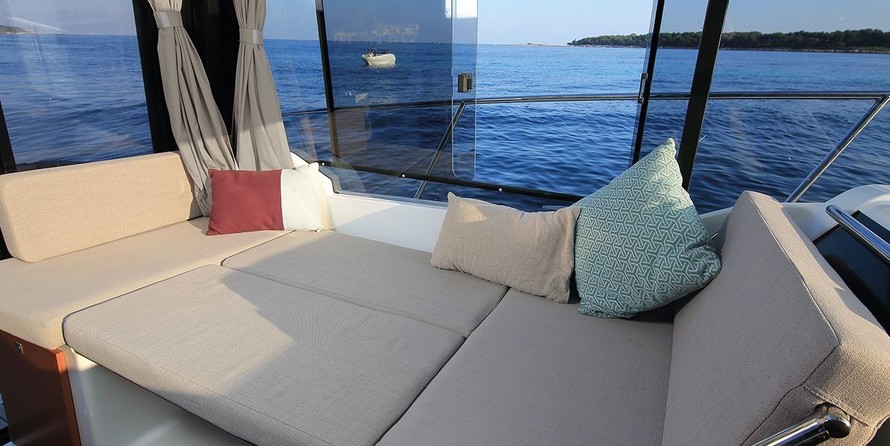 Jeanneau Merry Fisher 895