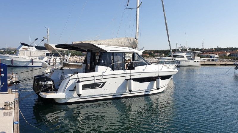 Jeanneau Merry Fisher 895