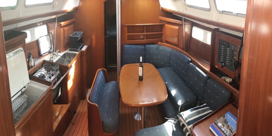 Beneteau Oceanis 423