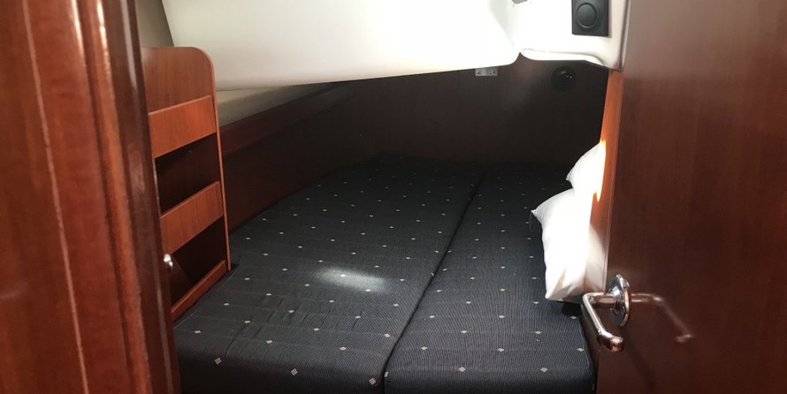 Beneteau Oceanis 423