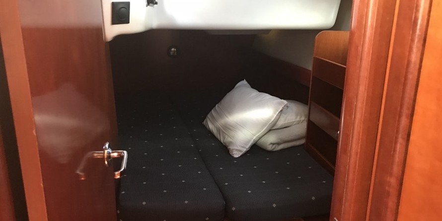 Beneteau Oceanis 423