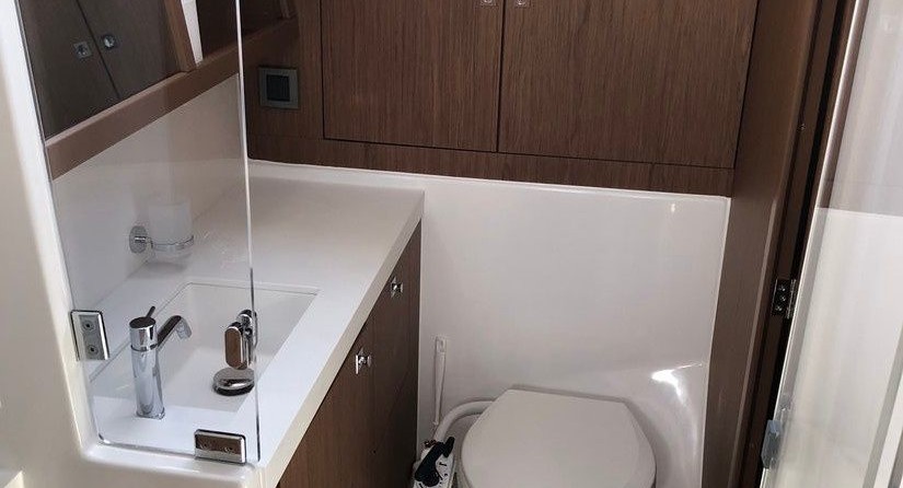 Beneteau Oceanis 51.1