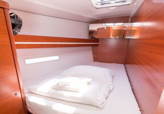 Dufour 445