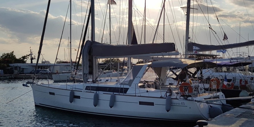 Beneteau Oceanis 45