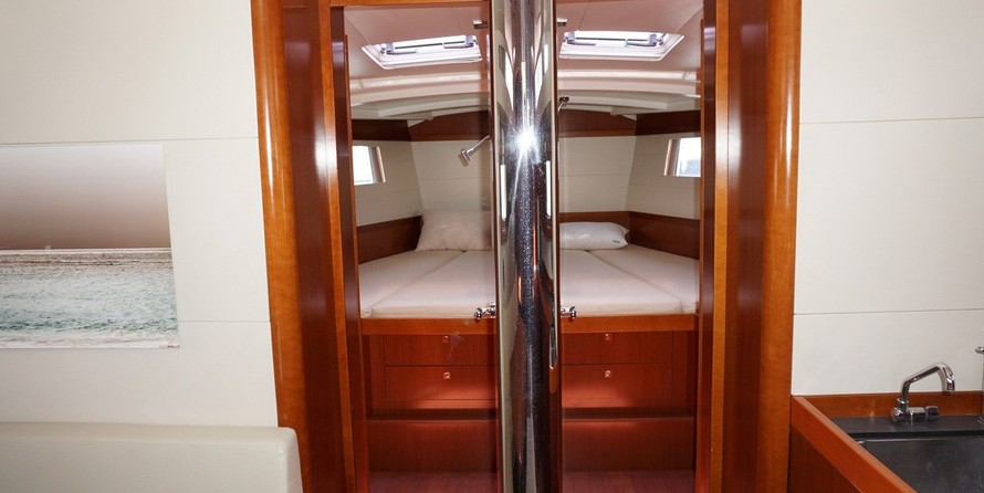 Beneteau Oceanis 48