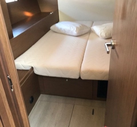Beneteau Oceanis 51.1