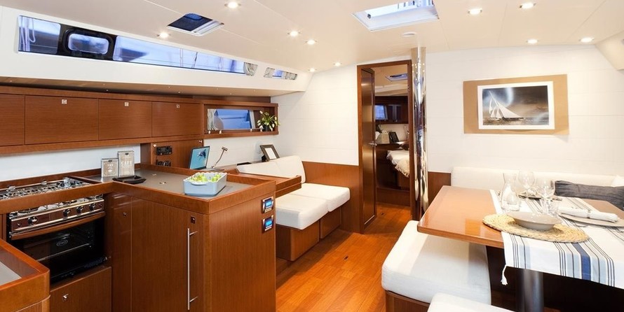 Beneteau Oceanis 48