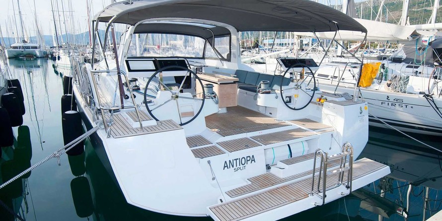 Beneteau Oceanis 55