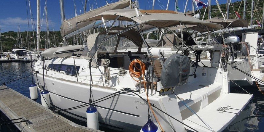 Dufour 382