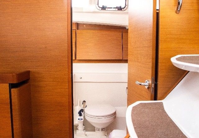 Jeanneau Sun Odyssey 440